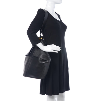 Alexander McQueen Calfskin Butterfly Bag Black 2 of 11