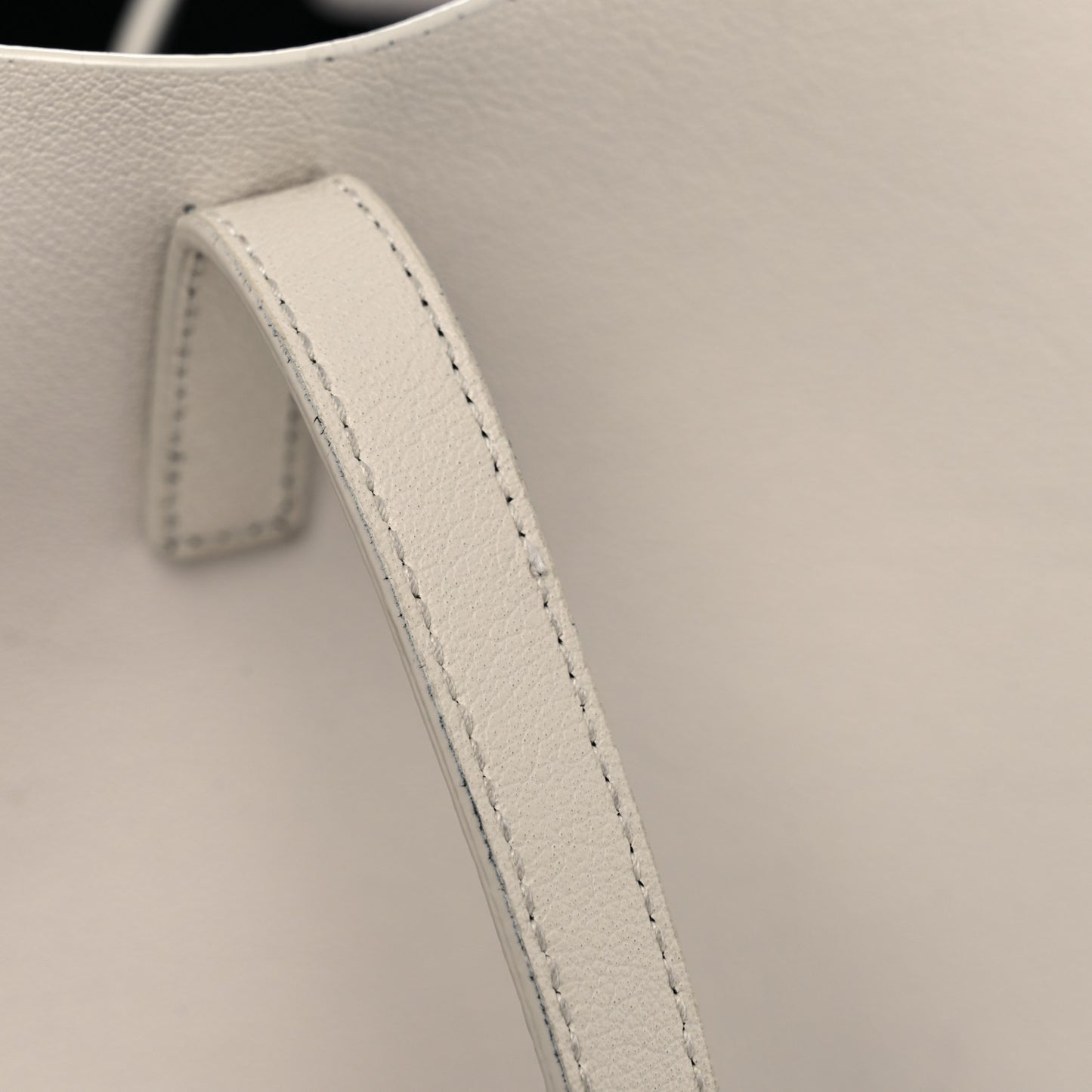 Calfskin Large Shopping Tote Porcellana