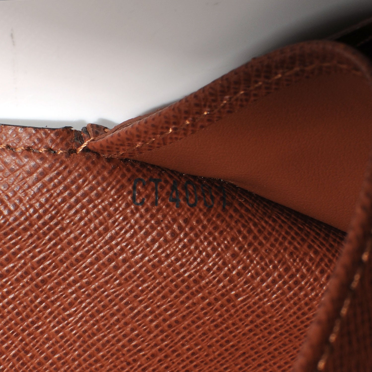 Louis Vuitton Monogram Sarah Wallet 6 of 6