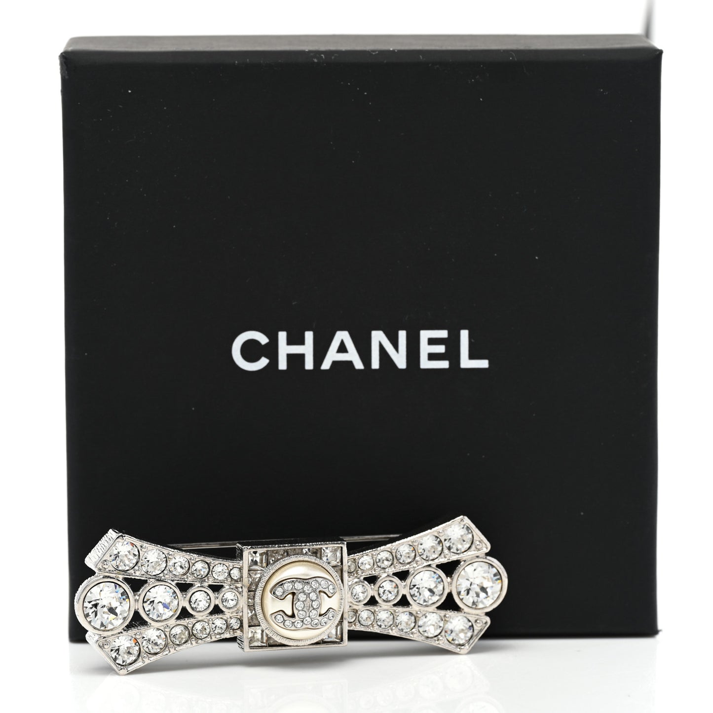 Metal Crystal CC Logo Bow Brooch Silver
