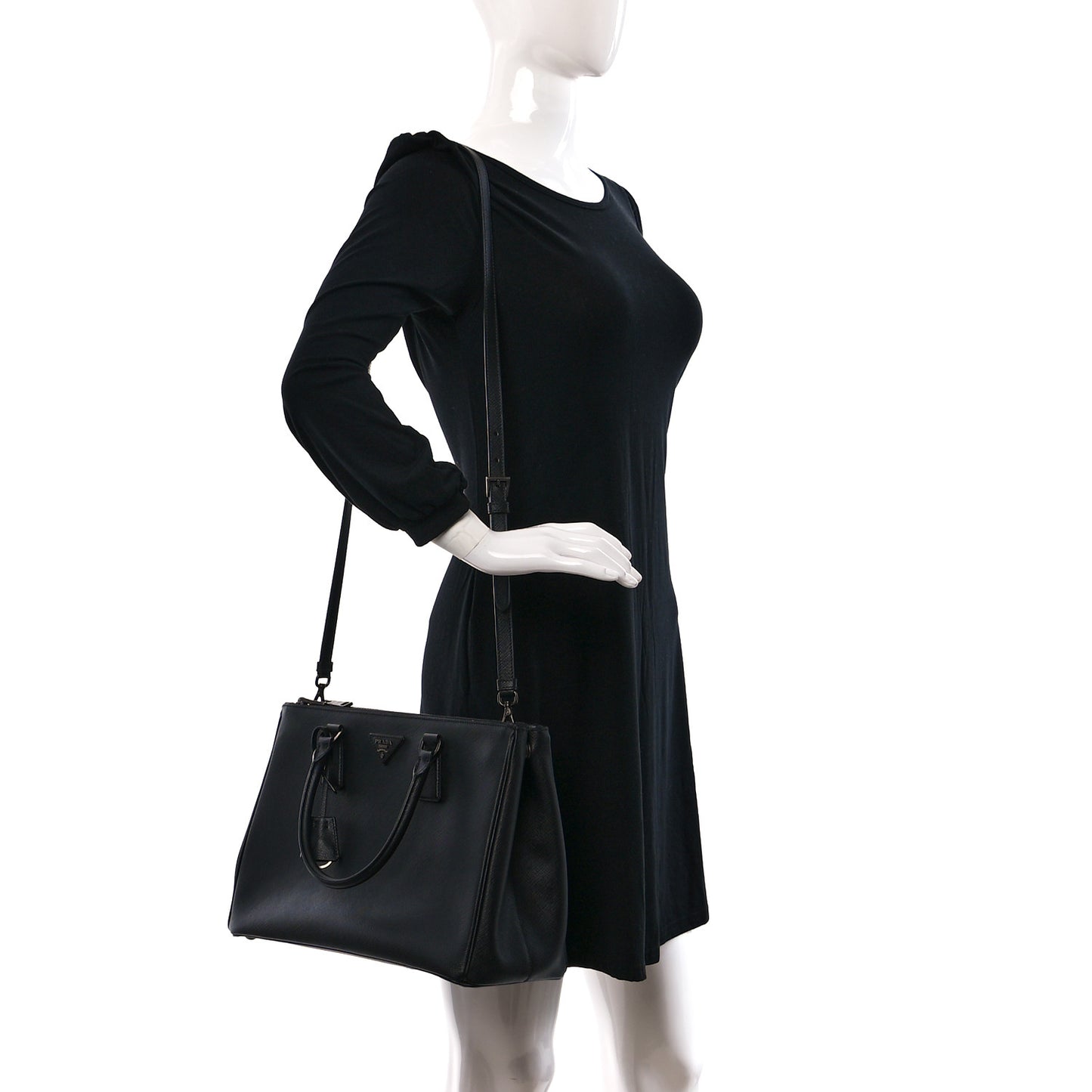 Saffiano Lux Monochrome Large Galleria Double Zip Tote Black