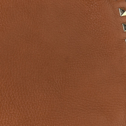 Valentino Garavani Grained Calfskin Medium Rockstud Reversible Tote Parrot Light Cuir 19 of 19