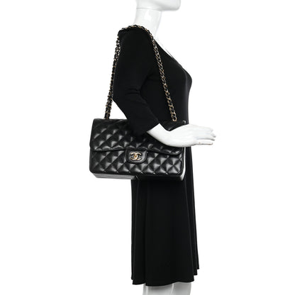 Chanel Caviar Quilted Jumbo Double Flap Black 2 of 11