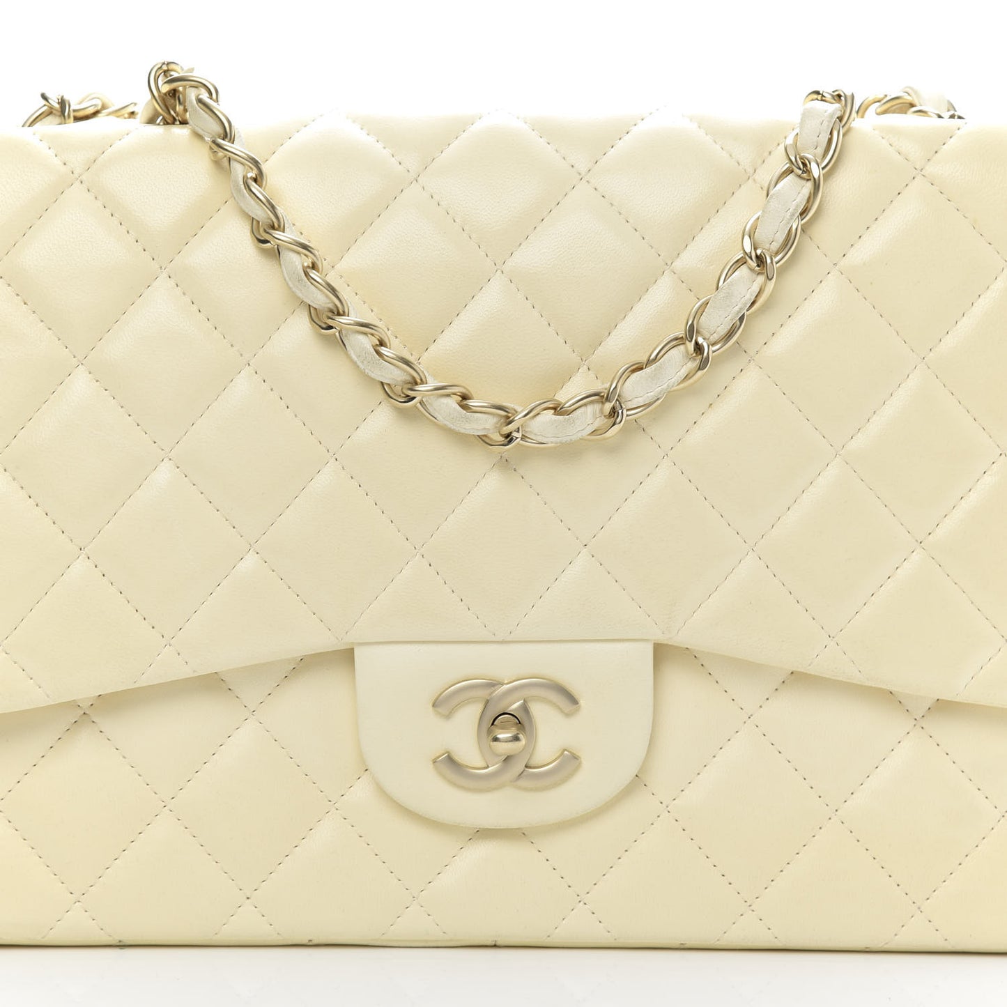 Lambskin Quilted Jumbo Single Flap Ivory