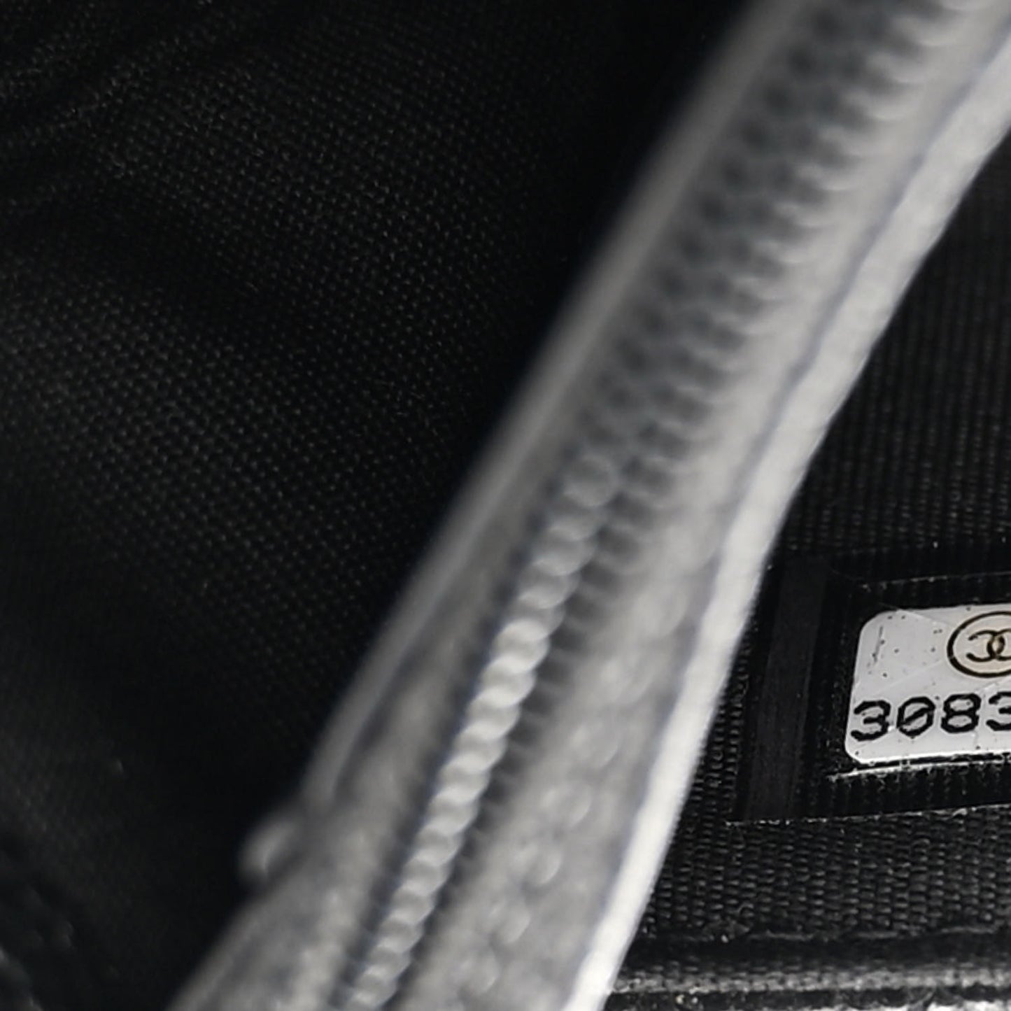 Caviar Quilted My Everything Wallet On Chain WOC Black