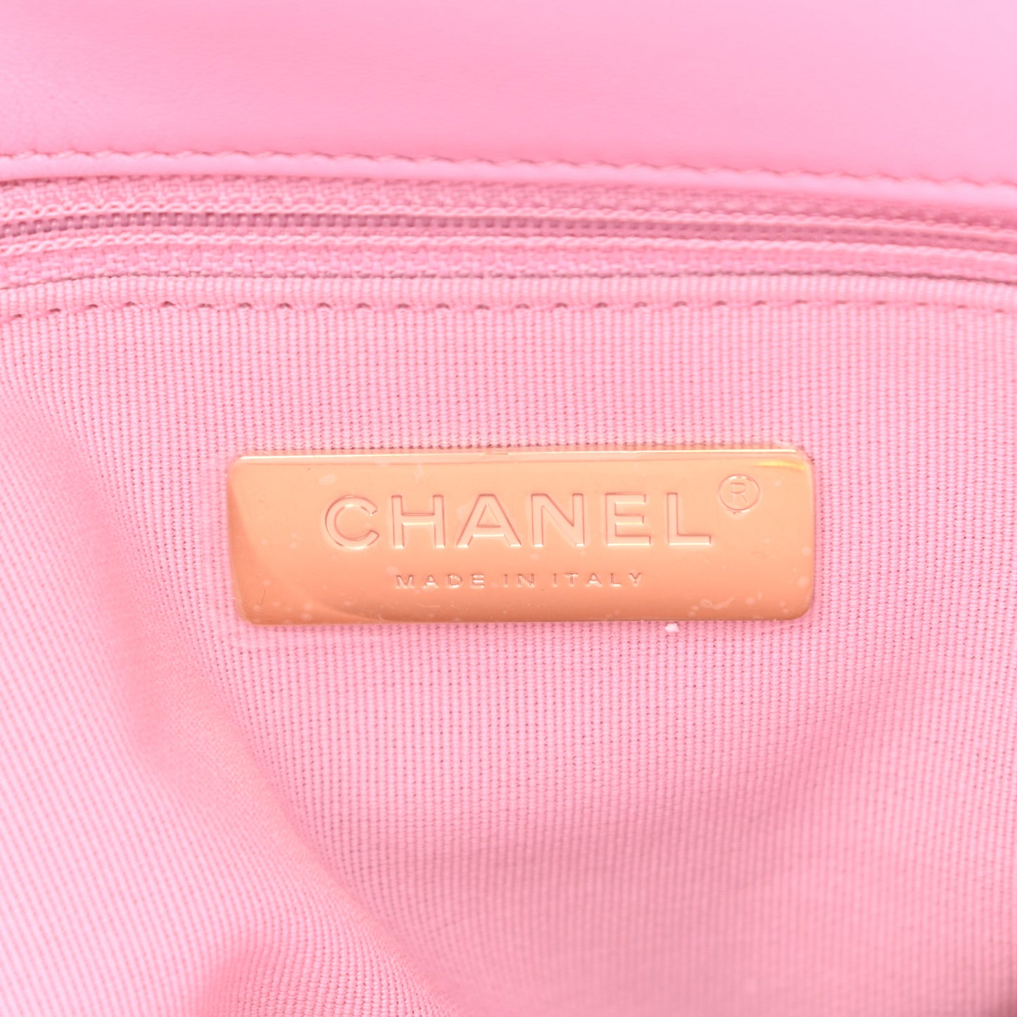 Lambskin Quilted Maxi Chanel 19 Flap Dark Pink