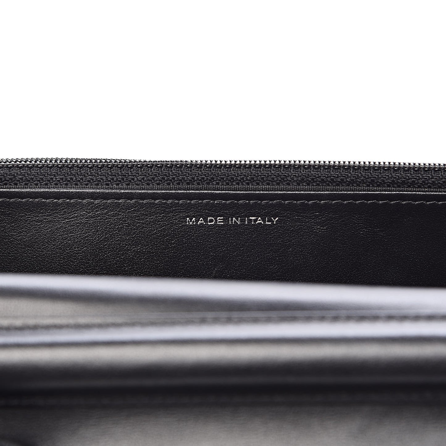 Caviar Quilted Boy Wallet On Chain WOC Black