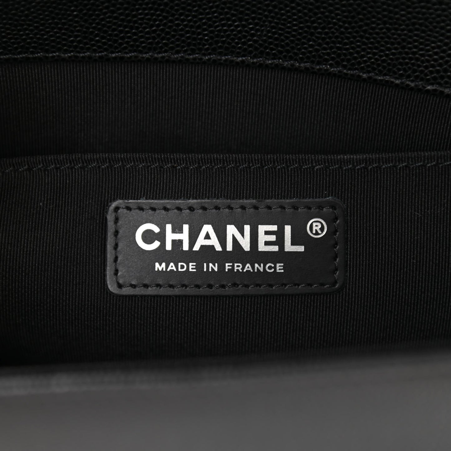 Caviar Quilted Medium Boy Flap Black
