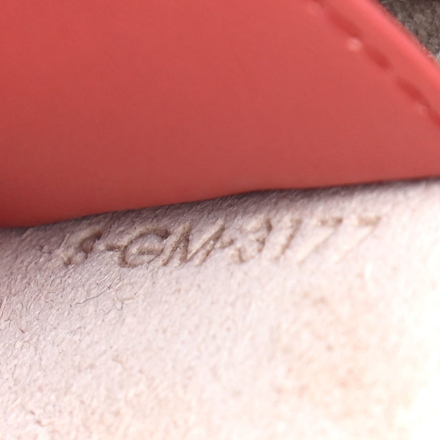 Grained Shiny Calfskin Strap Clutch Light Taupe Red