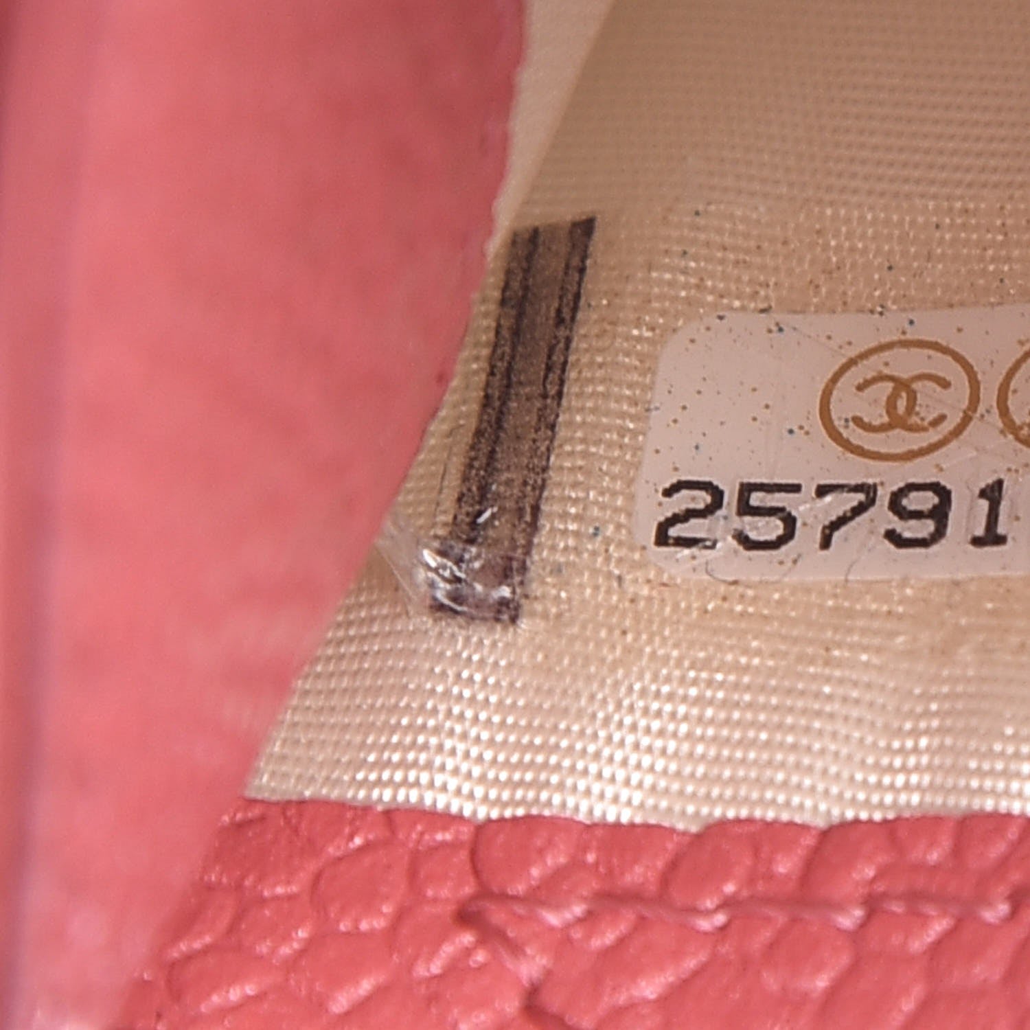 Chanel Metallic Caviar Quilted Card Holder Pink 8 of 8