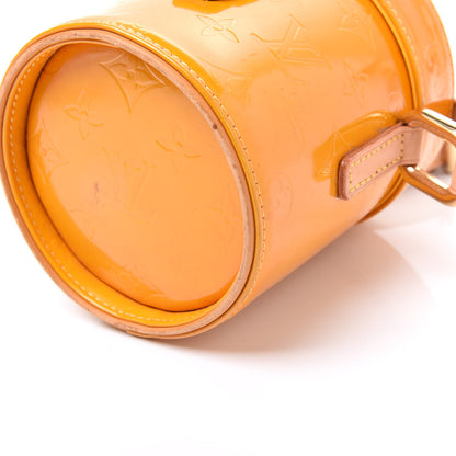 Louis Vuitton Vernis Astor Place Mango 6 of 12