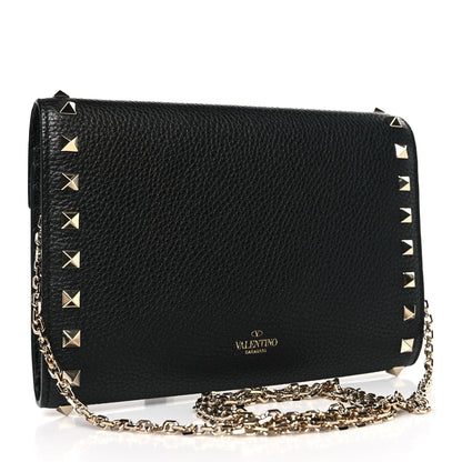 Valentino Garavani Pebbled Calfskin Rockstud Envelope Wallet On Chain Black 3 of 8