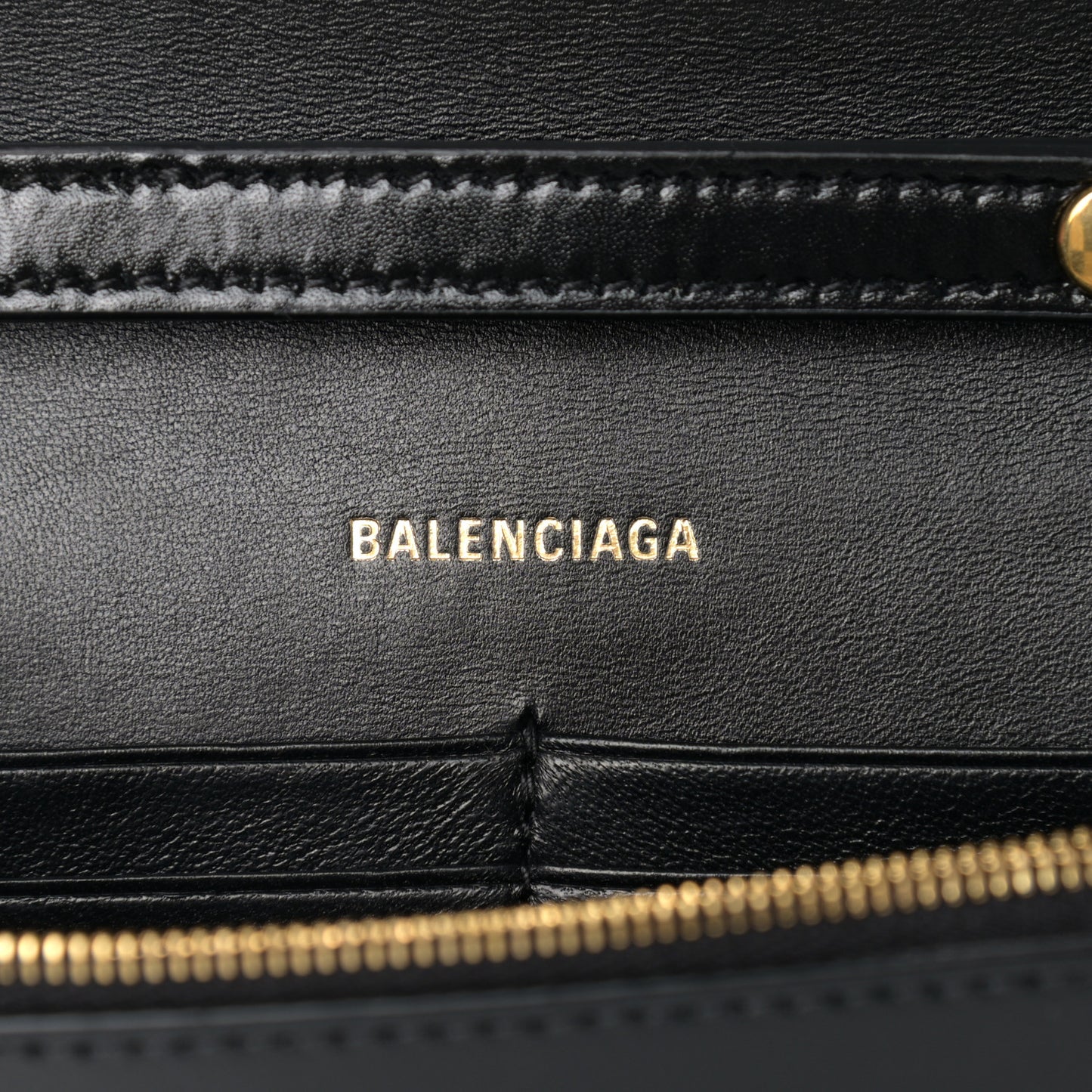 Shiny Box Calfskin Hourglass Chain Bag Black