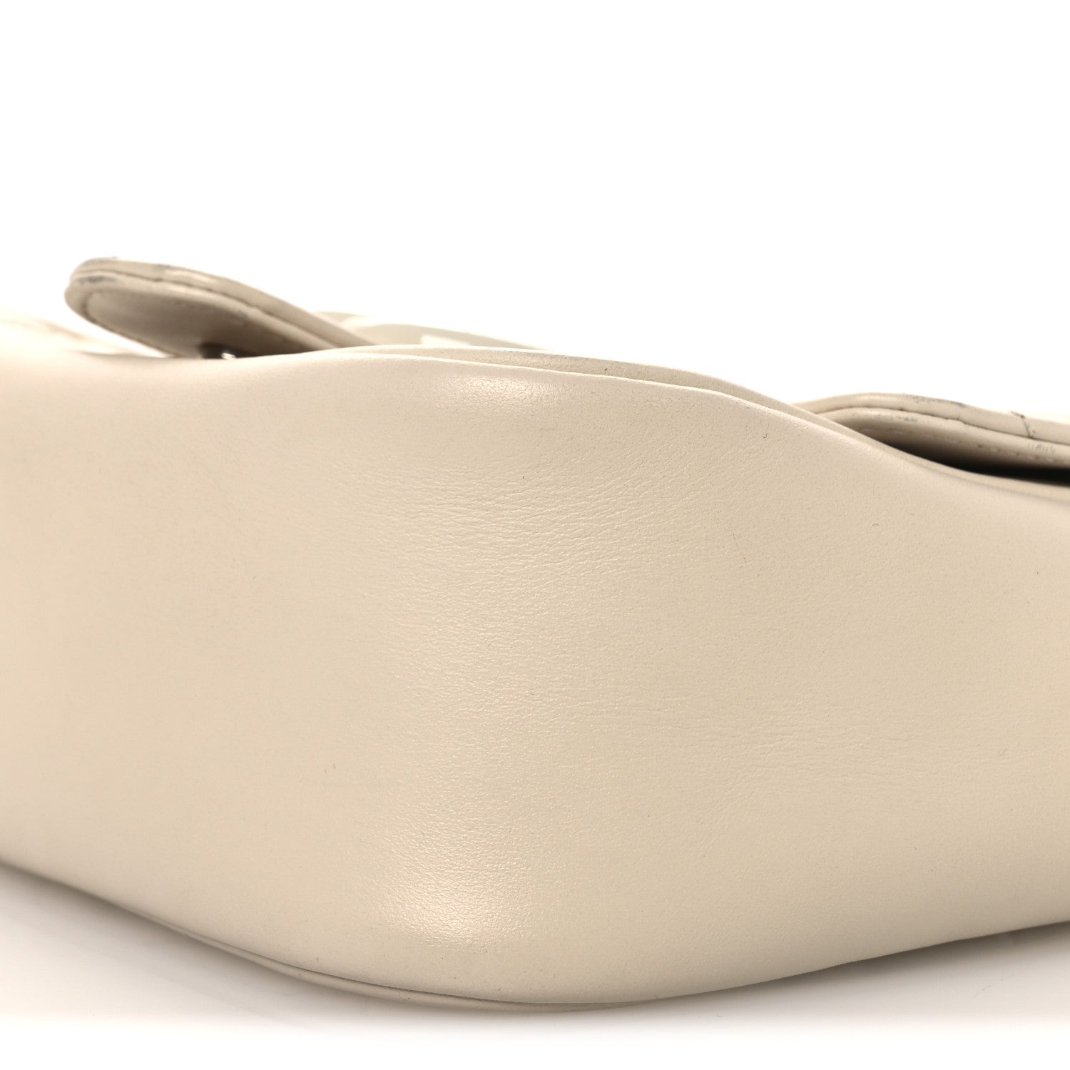 Gucci Calfskin Matelasse Monochrome Mini GG Marmont Crossbody Shoulder Bag White 10 of 16