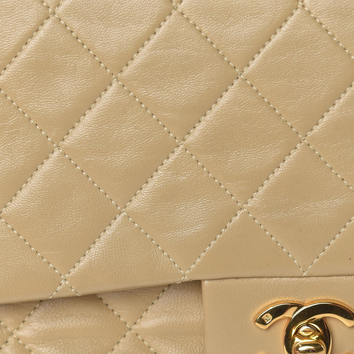 Lambskin Quilted Medium Double Flap Beige