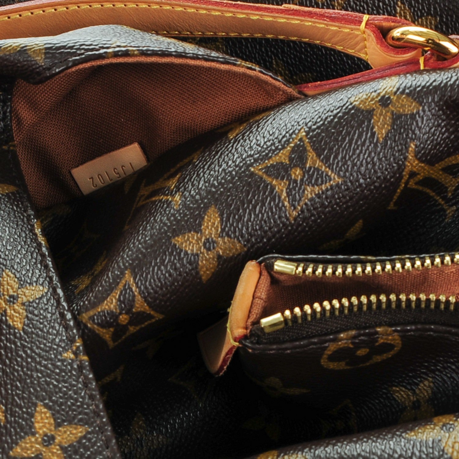 Louis Vuitton Monogram Totally MM 7 of 7