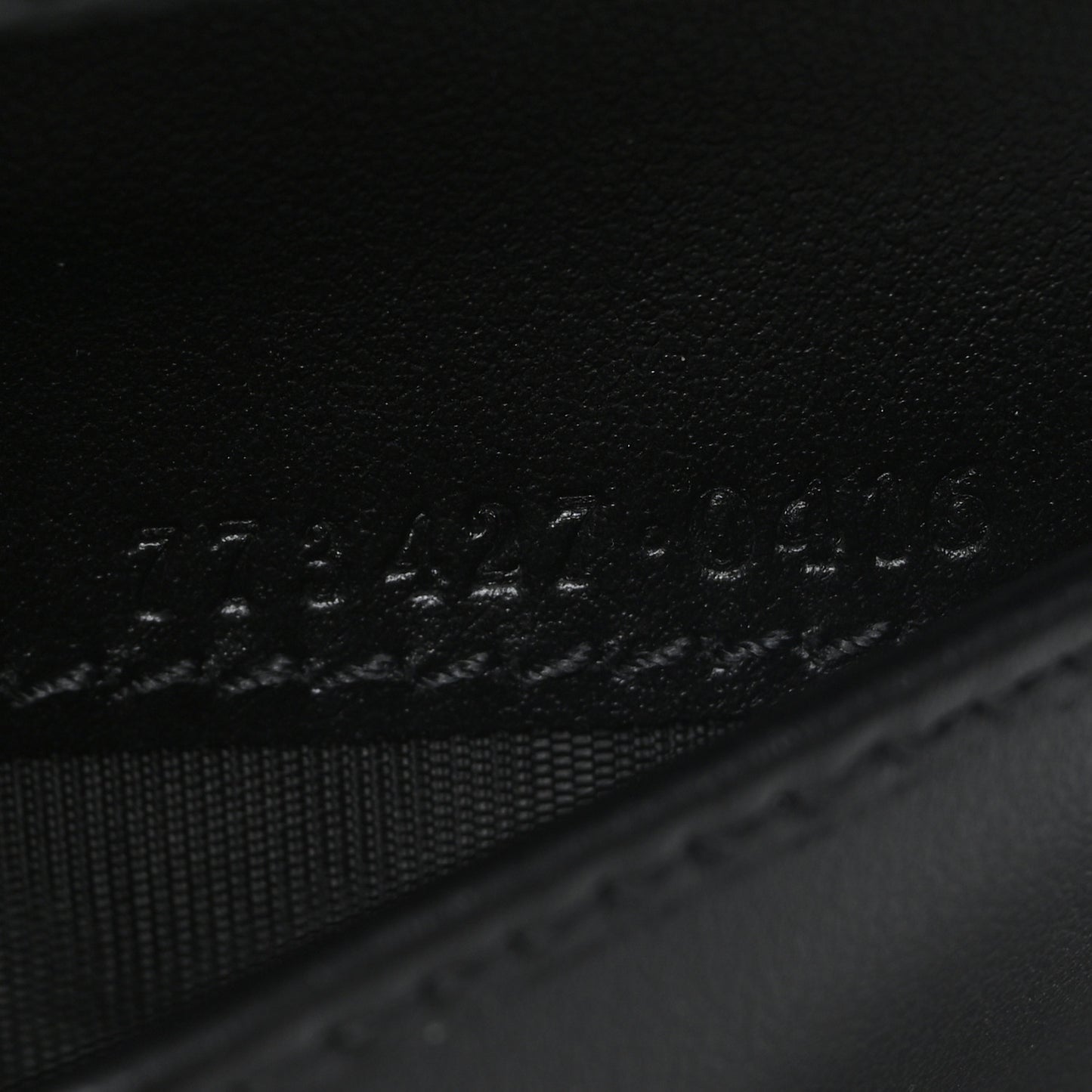 Calfskin Matelasse GG Marmont Card Case Wallet Black