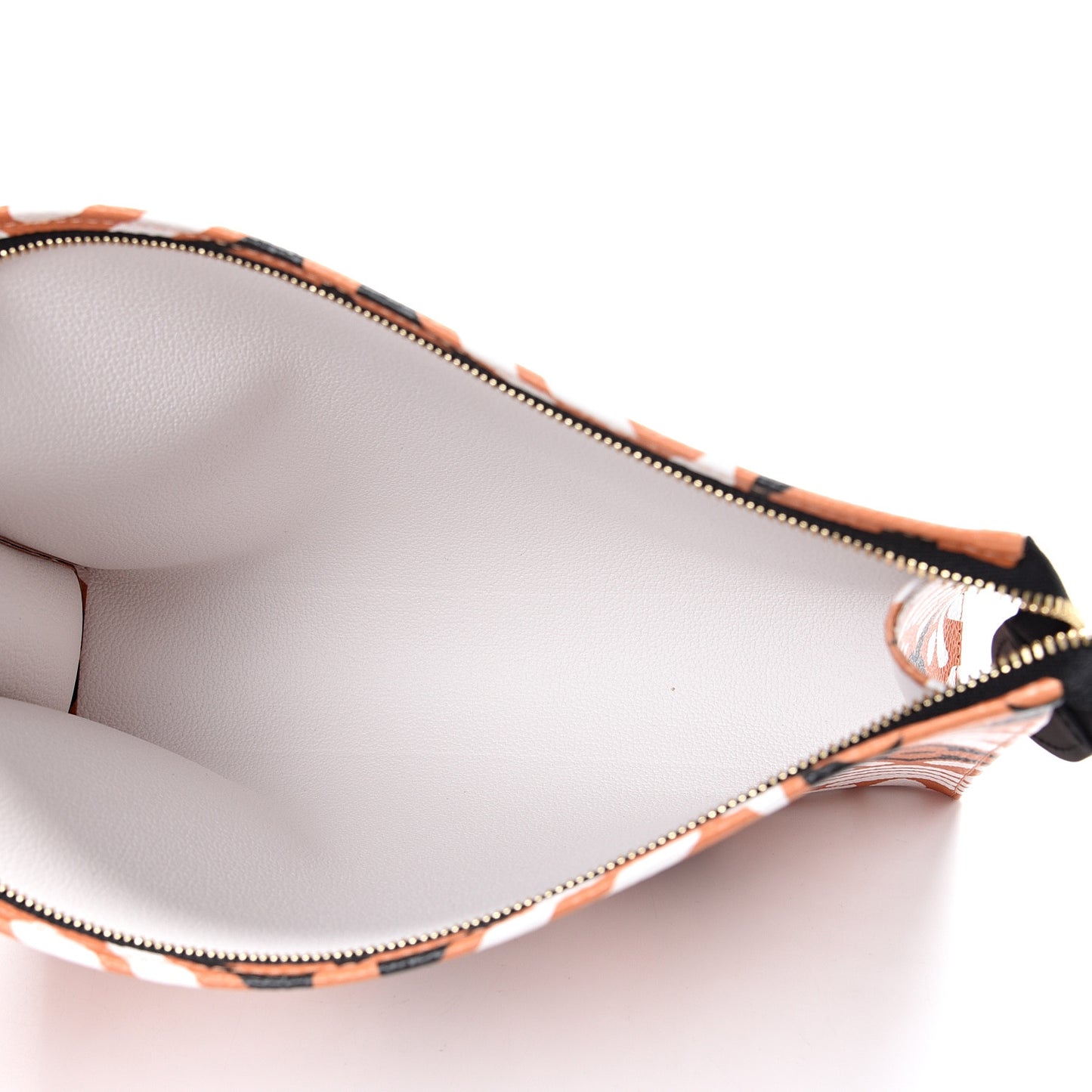Monogram Giant Crafty Pochette Toiletry 26 Creme Caramel
