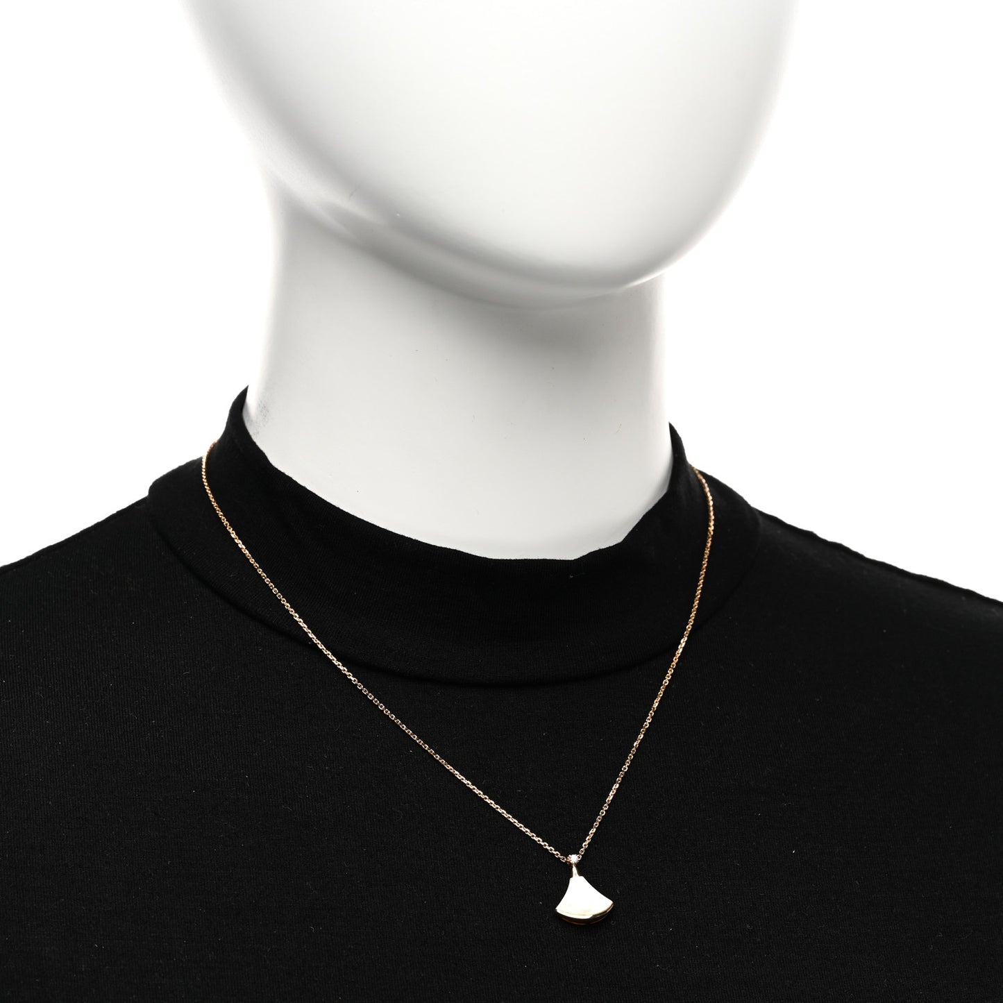 18K Rose Gold Diamond Mother of Pearl Small Divas' Dream Pendant Necklace