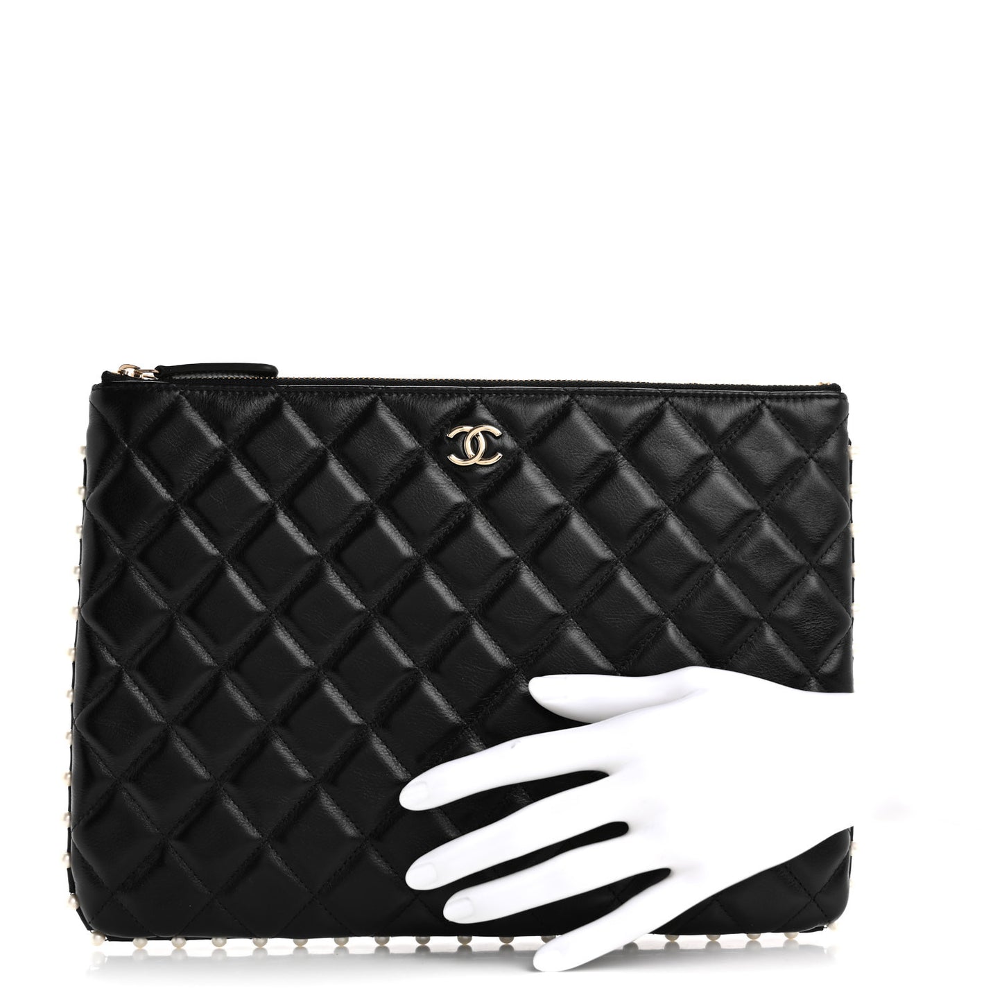 Calfskin Quilted Pearl Medium Cosmetic Case Black