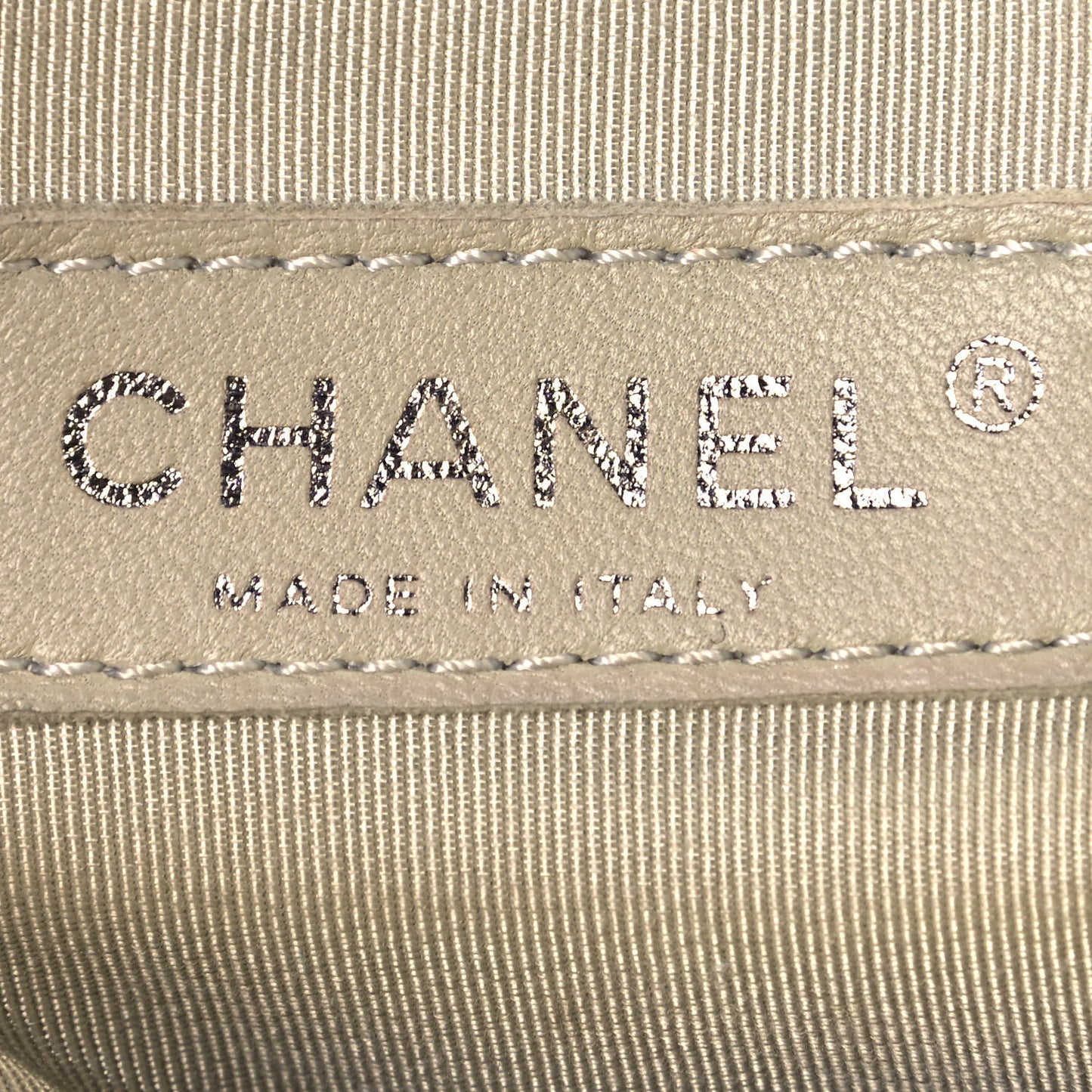 Washed Lambskin Chain Around Medium Messenger Yellow