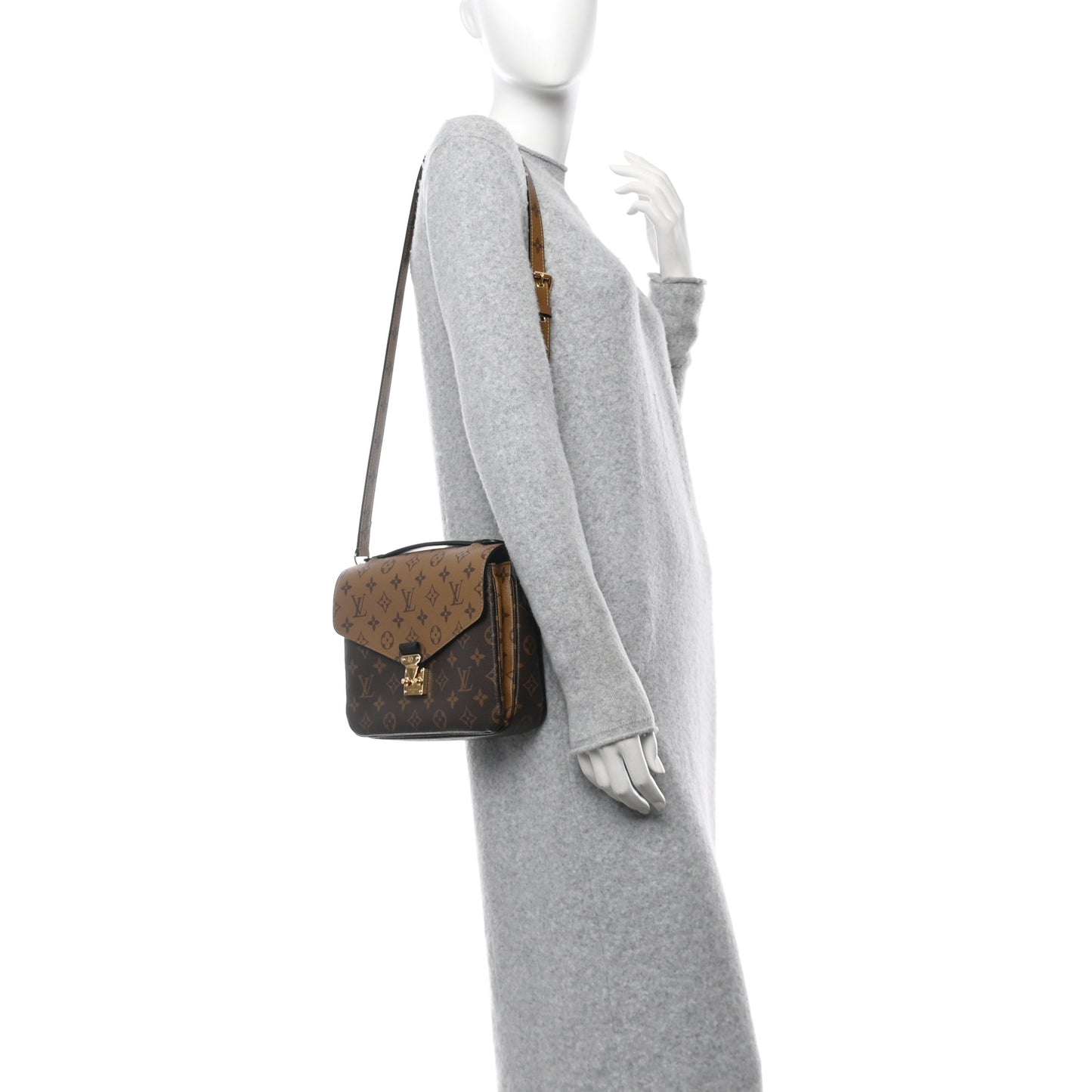 Reverse Monogram Pochette Metis