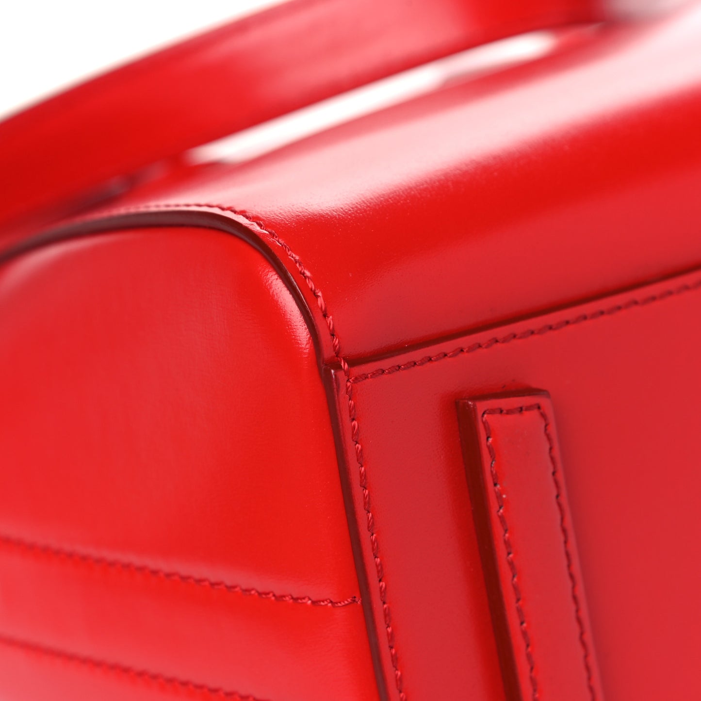 Shiny Lord Calfskin Mini Antigona Red