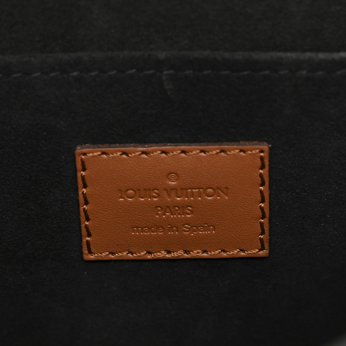 Reverse Monogram Dauphine MM