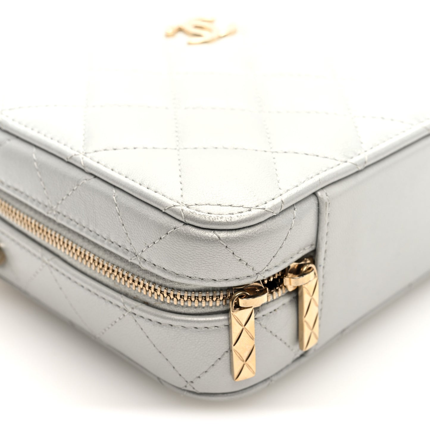 Metallic Lambskin Quilted Top Handle Vanity Case Silver