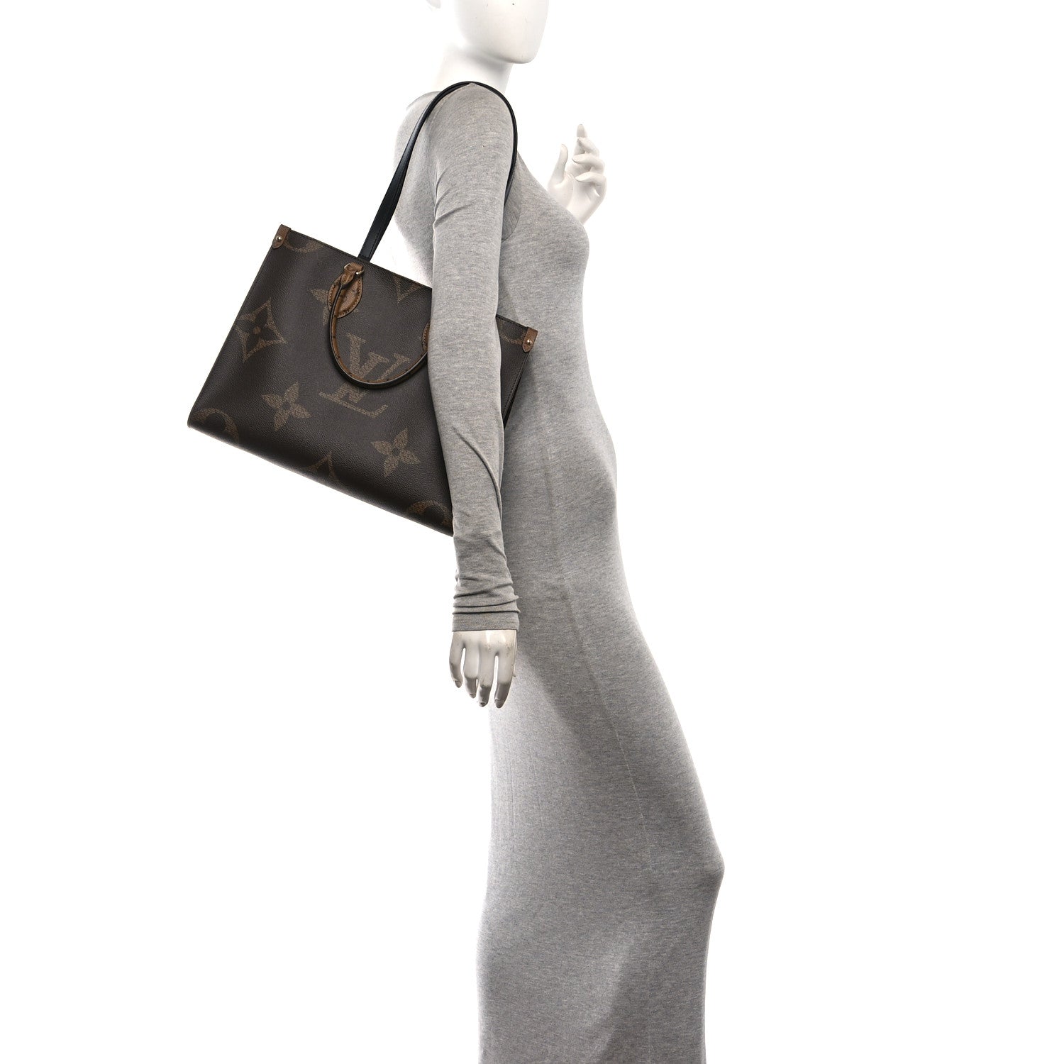 Louis Vuitton Reverse Monogram Giant Onthego MM 2 of 9