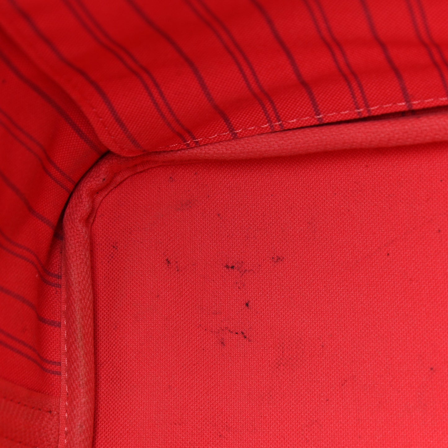 Monogram V Neverfull MM Grenade