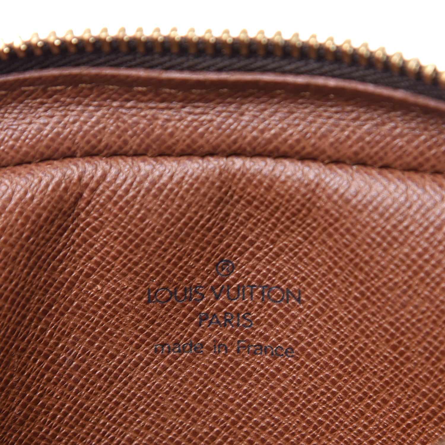 Louis Vuitton Monogram Danube 21 5 of 12