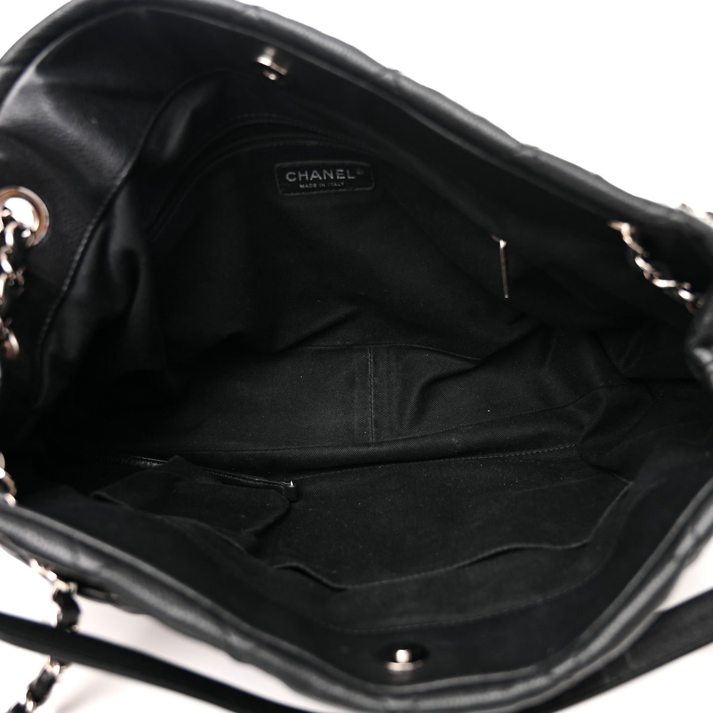 Caviar Quilted CC Timeless Soft Tote Black