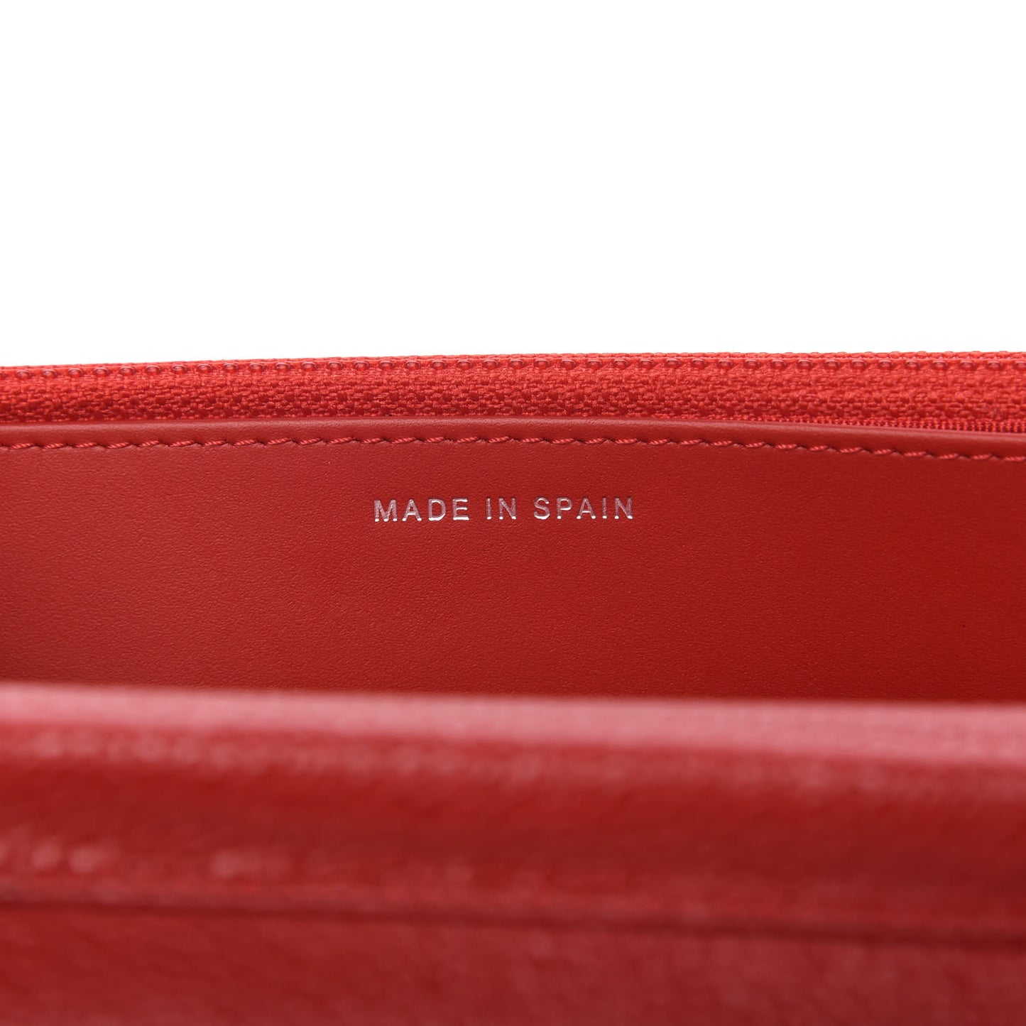 Caviar Quilted Wallet on Chain WOC Red