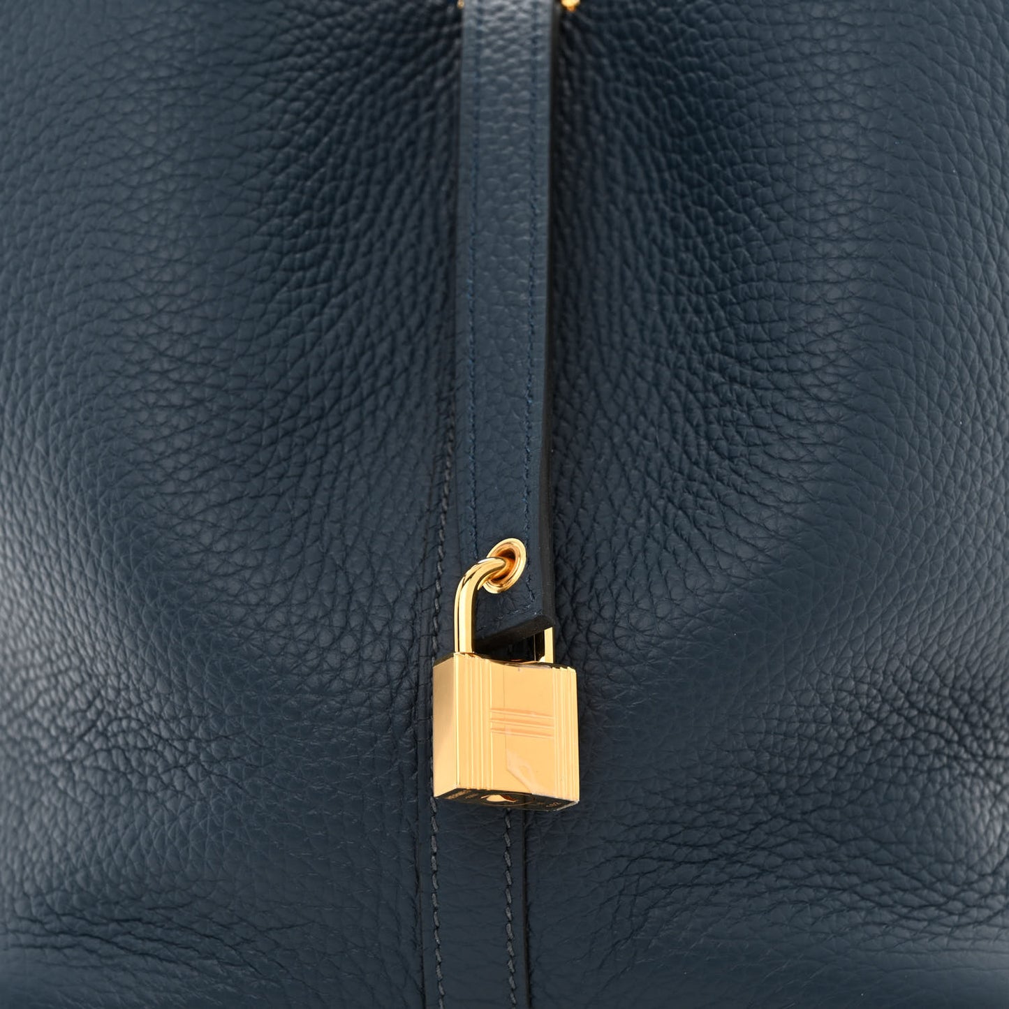 Taurillon Clemence Picotin Lock 22 MM Bleu De Prusse