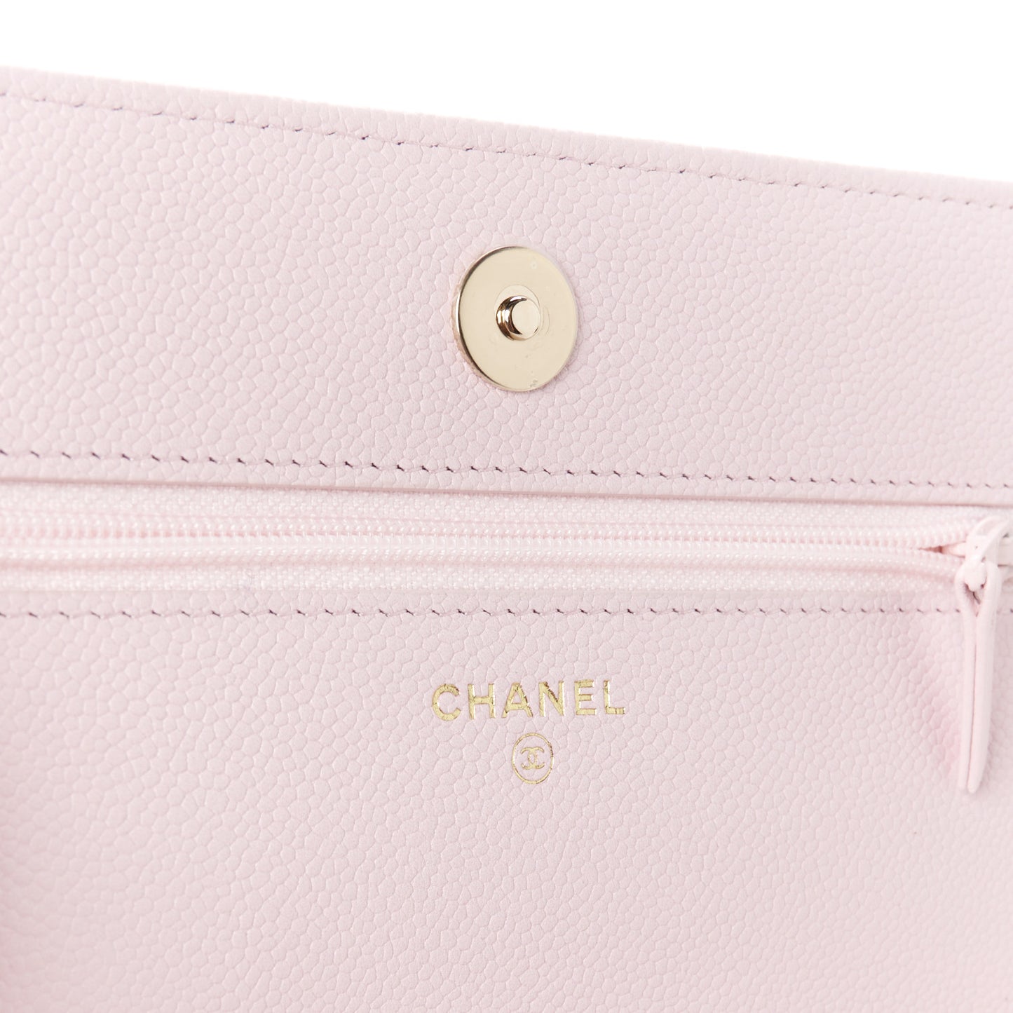 Caviar Quilted Tiny CC Wallet On Chain WOC Light Pink