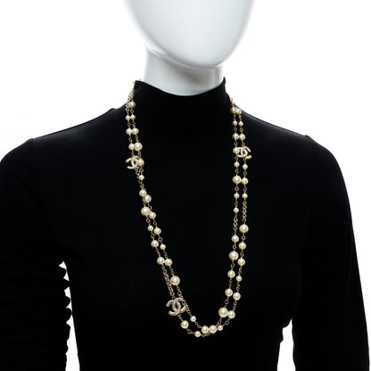 Chanel Pearl CC Long Necklace Gold 2 of 4