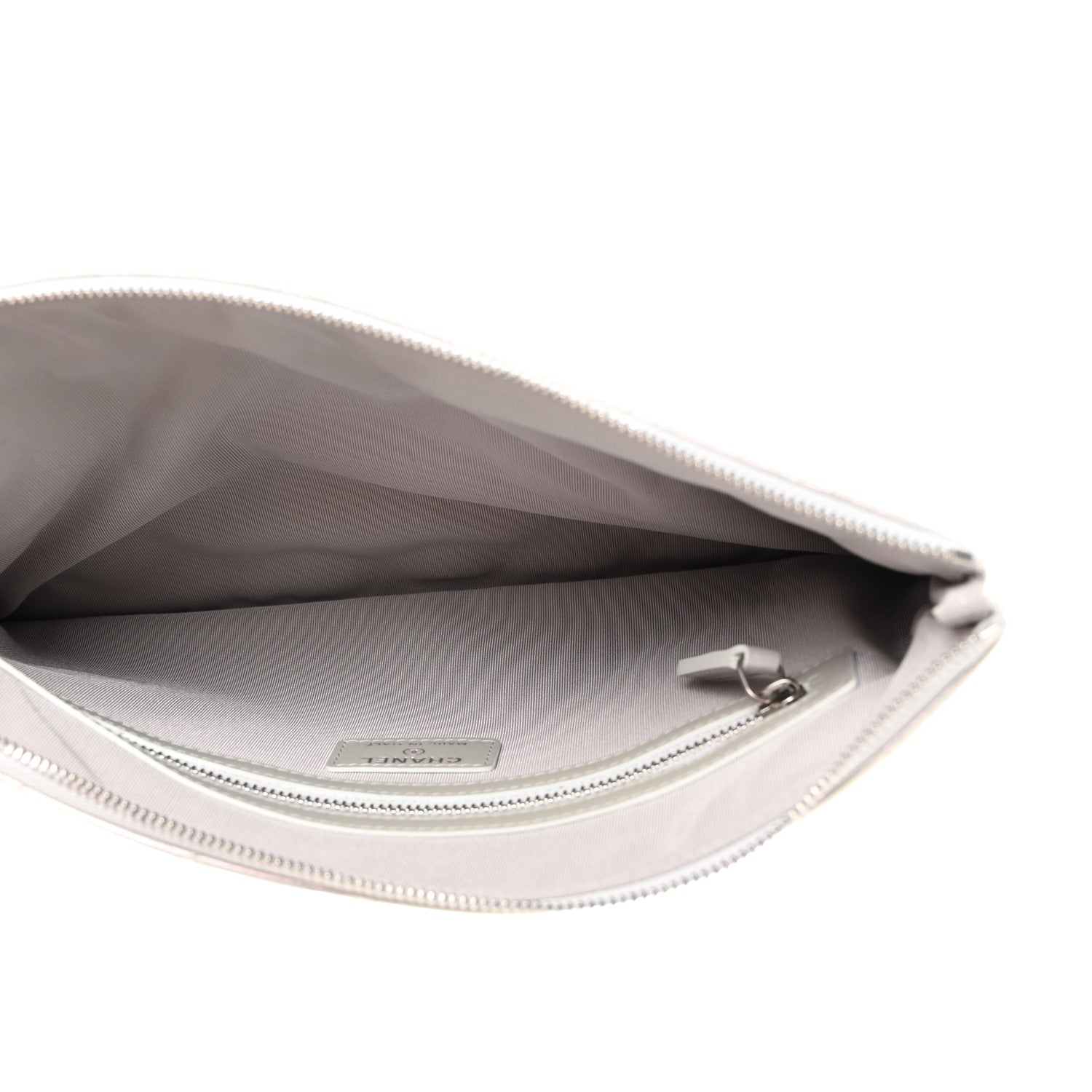 Chanel Iridescent Crumpled Calfskin CC Ripples Medium Cosmetic Case White 5 of 7