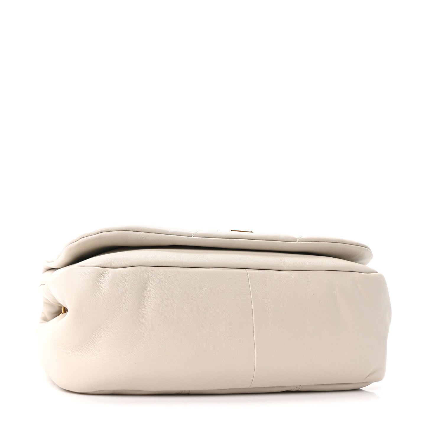 Lambskin Matelasse Monogram Medium Jamie 4.3 Crema Soft