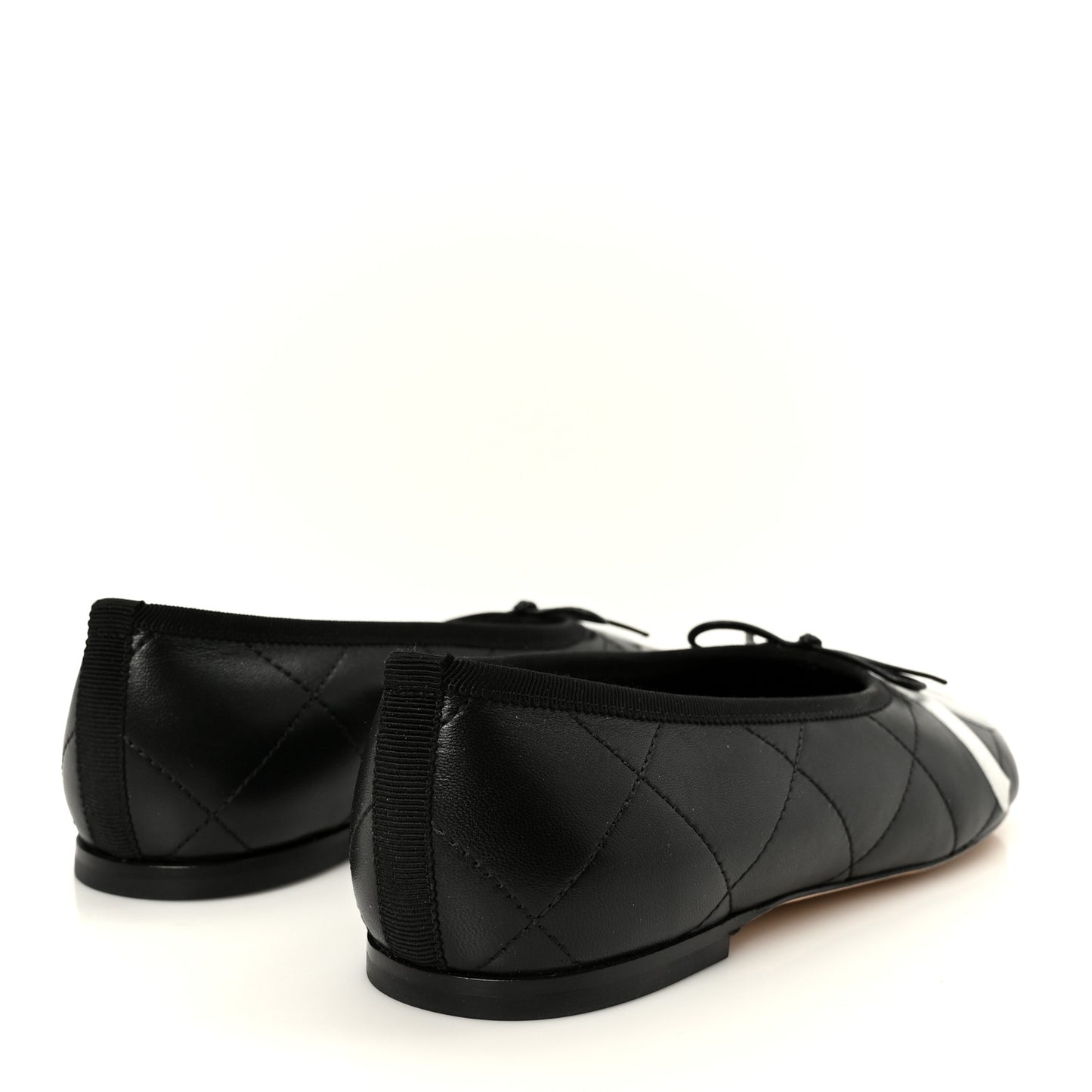 Lambskin Quilted CC Cambon Ballet Flats 38.5 Black White