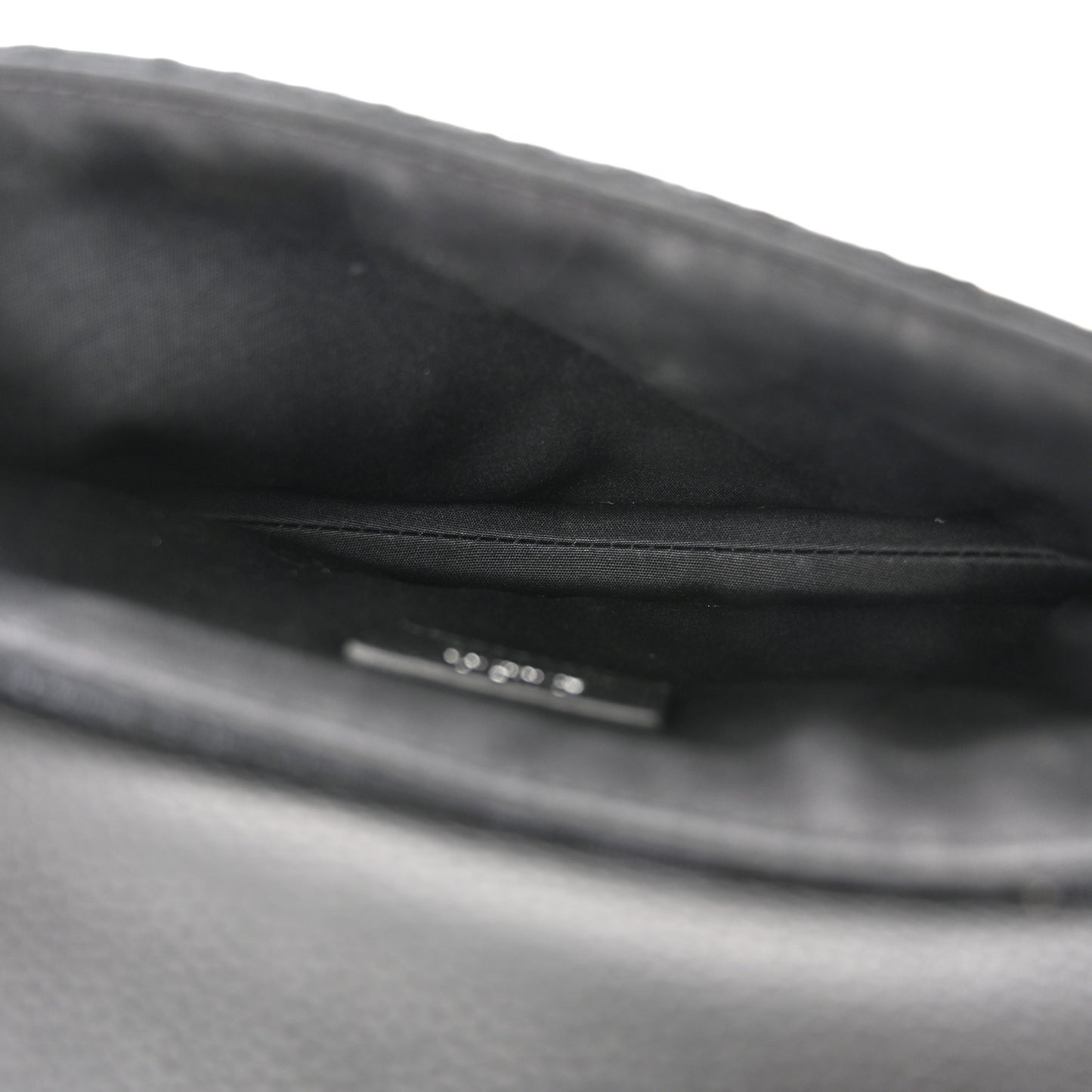 Oblique Saddle Messenger Pouch Black Blue