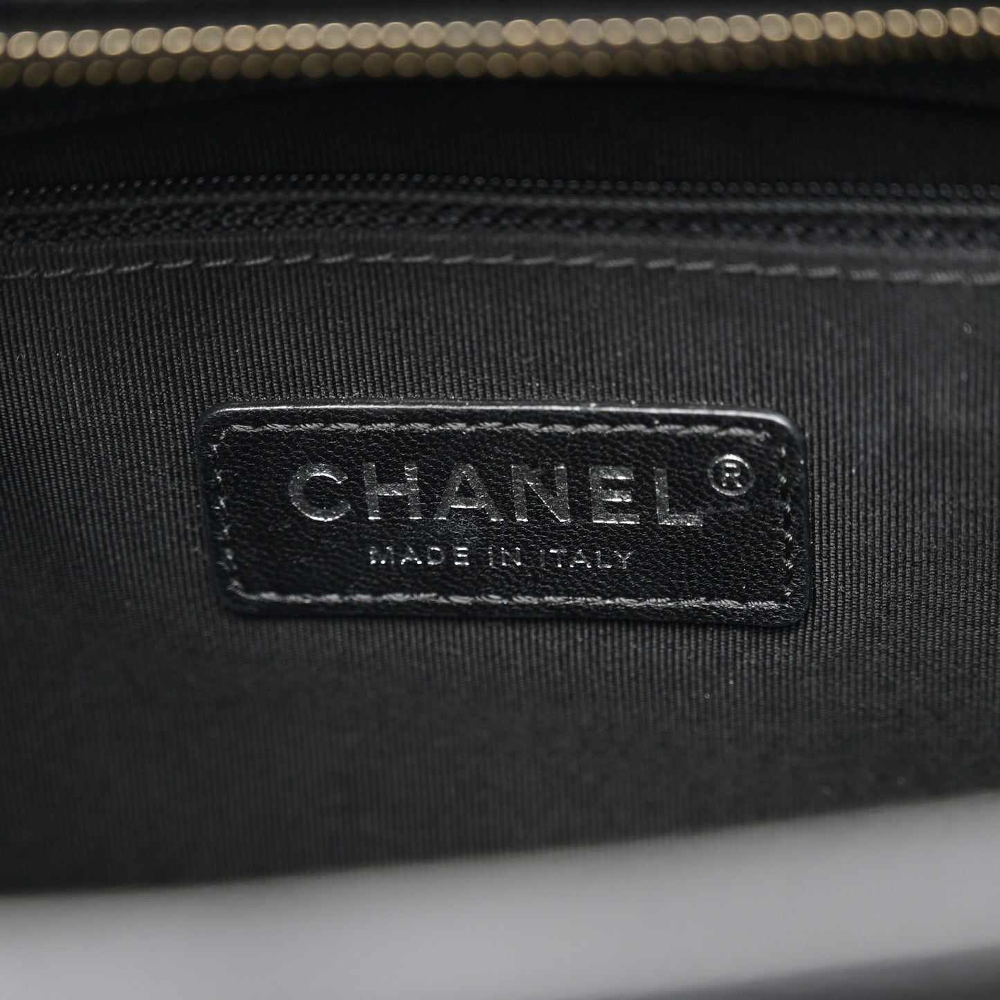 Patent Goatskin Quilted Medium Gabrielle Hobo Black