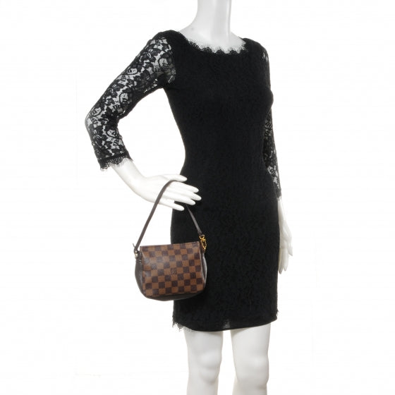 Damier Ebene Trousse Make Up Pochette