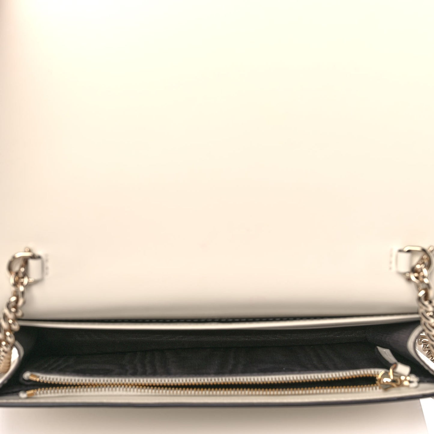 Guccissima Signature Bowy Chain Wallet Mystic White