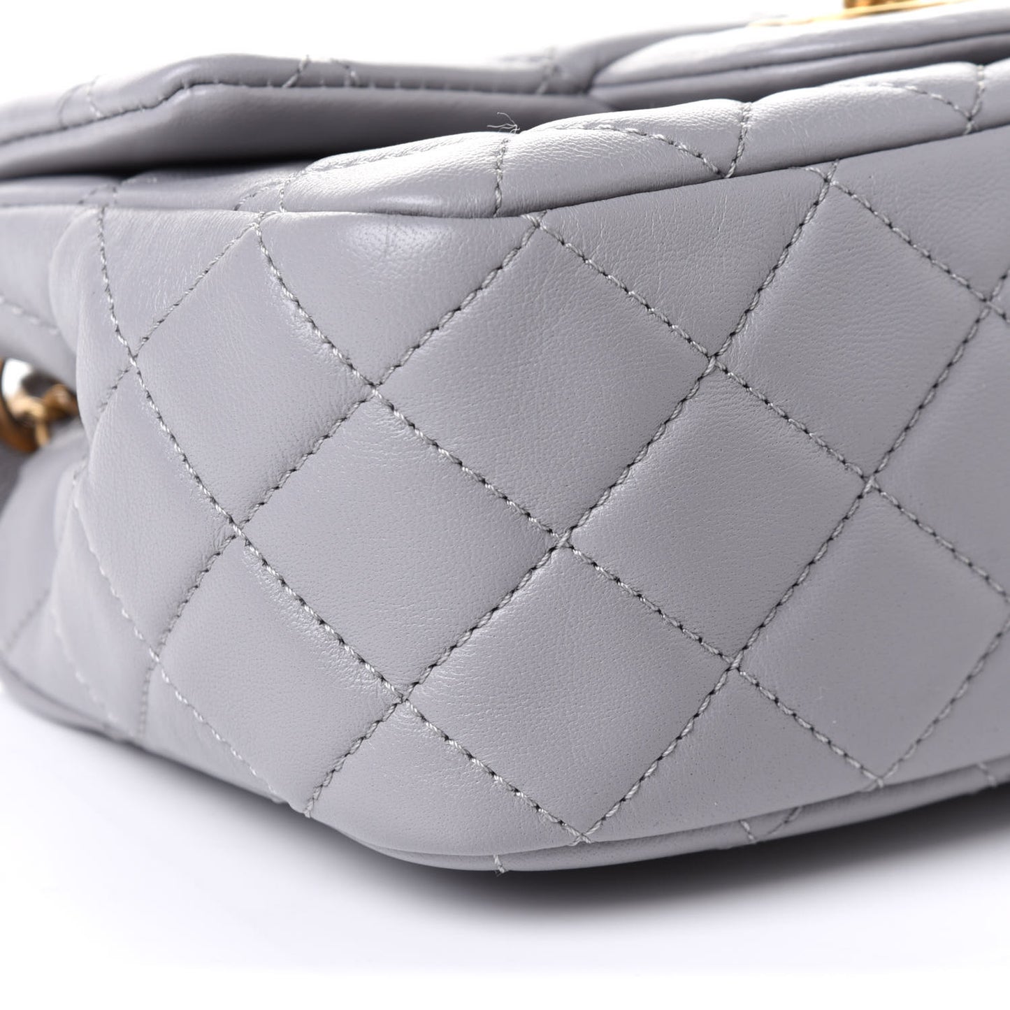 Lambskin Quilted Mini Pearl Crush Flap Light Grey