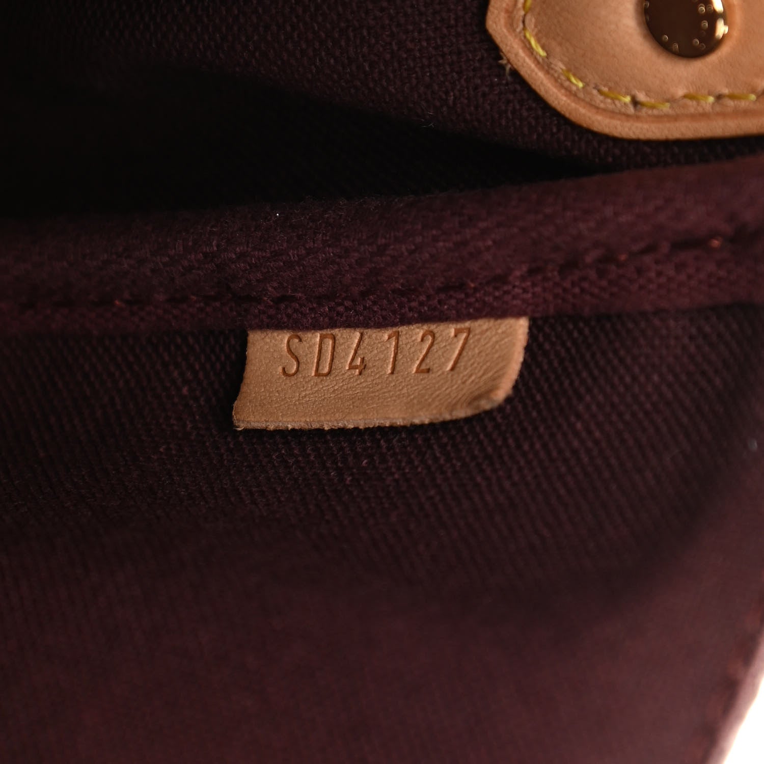Louis Vuitton Monogram Favorite MM 8 of 11
