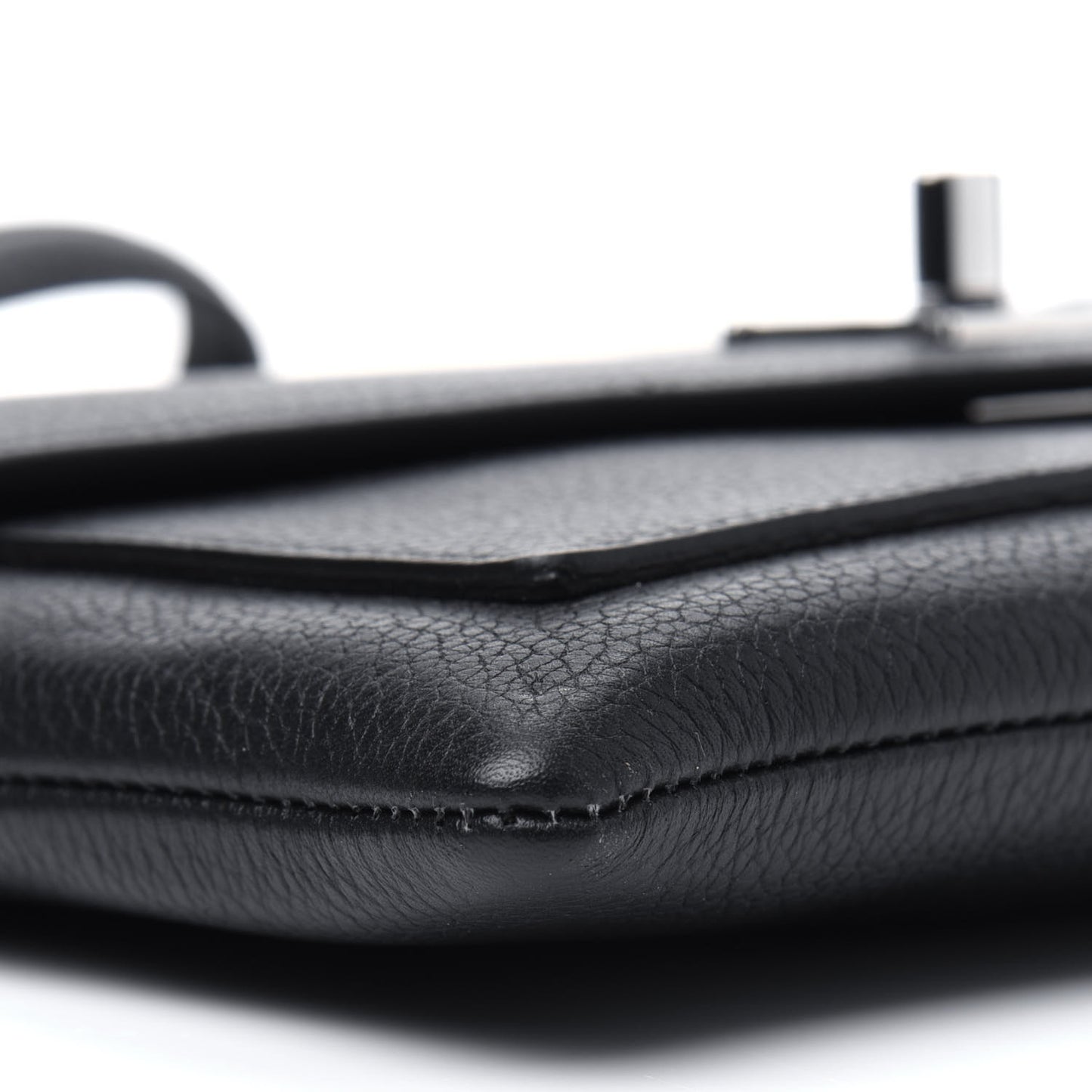 Soft Calfskin My Lockme Pochette Black