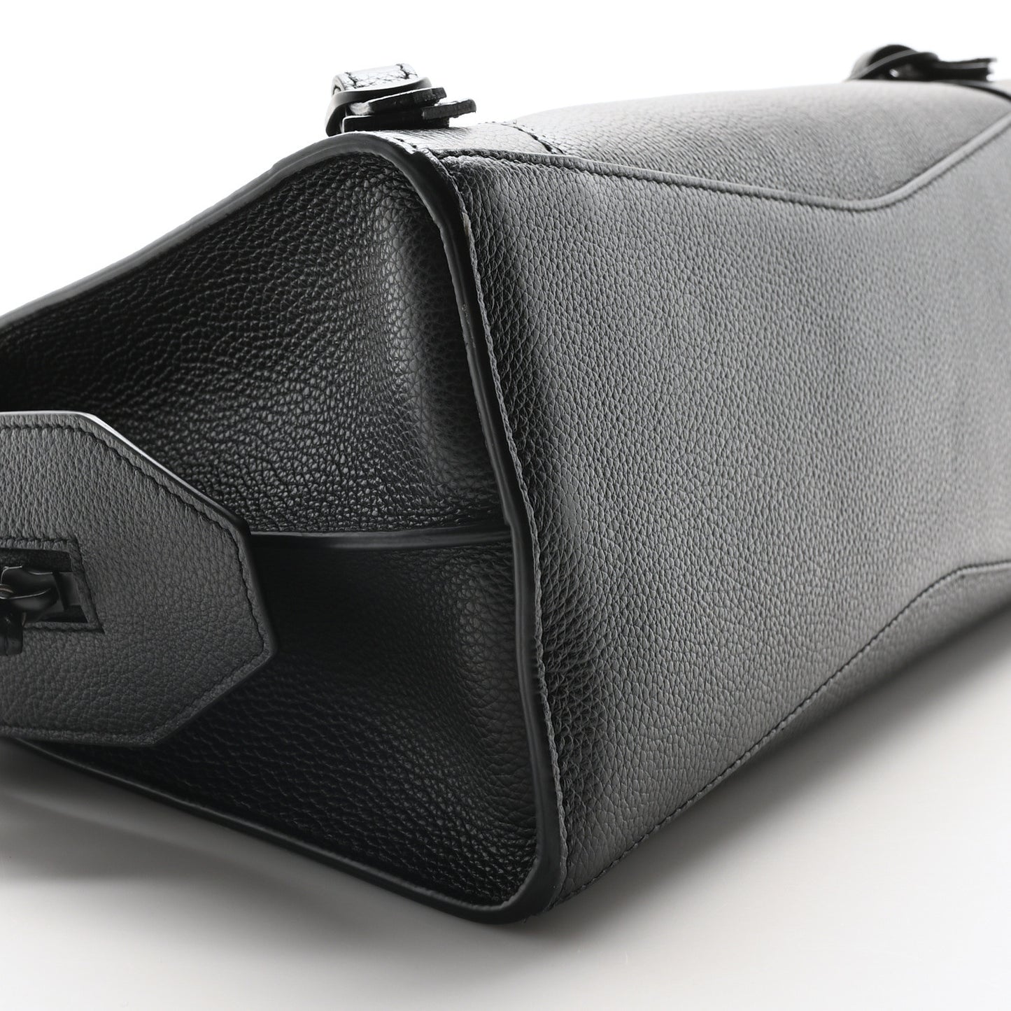 Grained Calfskin Neo Classic Black Hardware S City Black