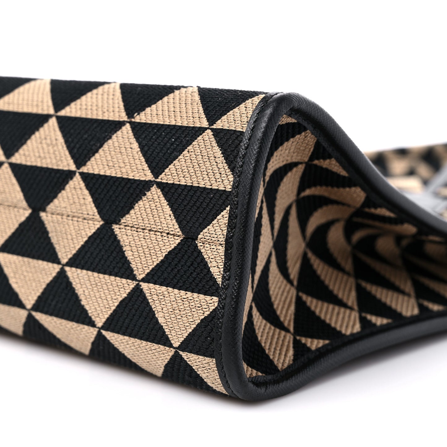 Jacquard Saffiano Triangolo Symbole Embroidered Large Tote Black Corda