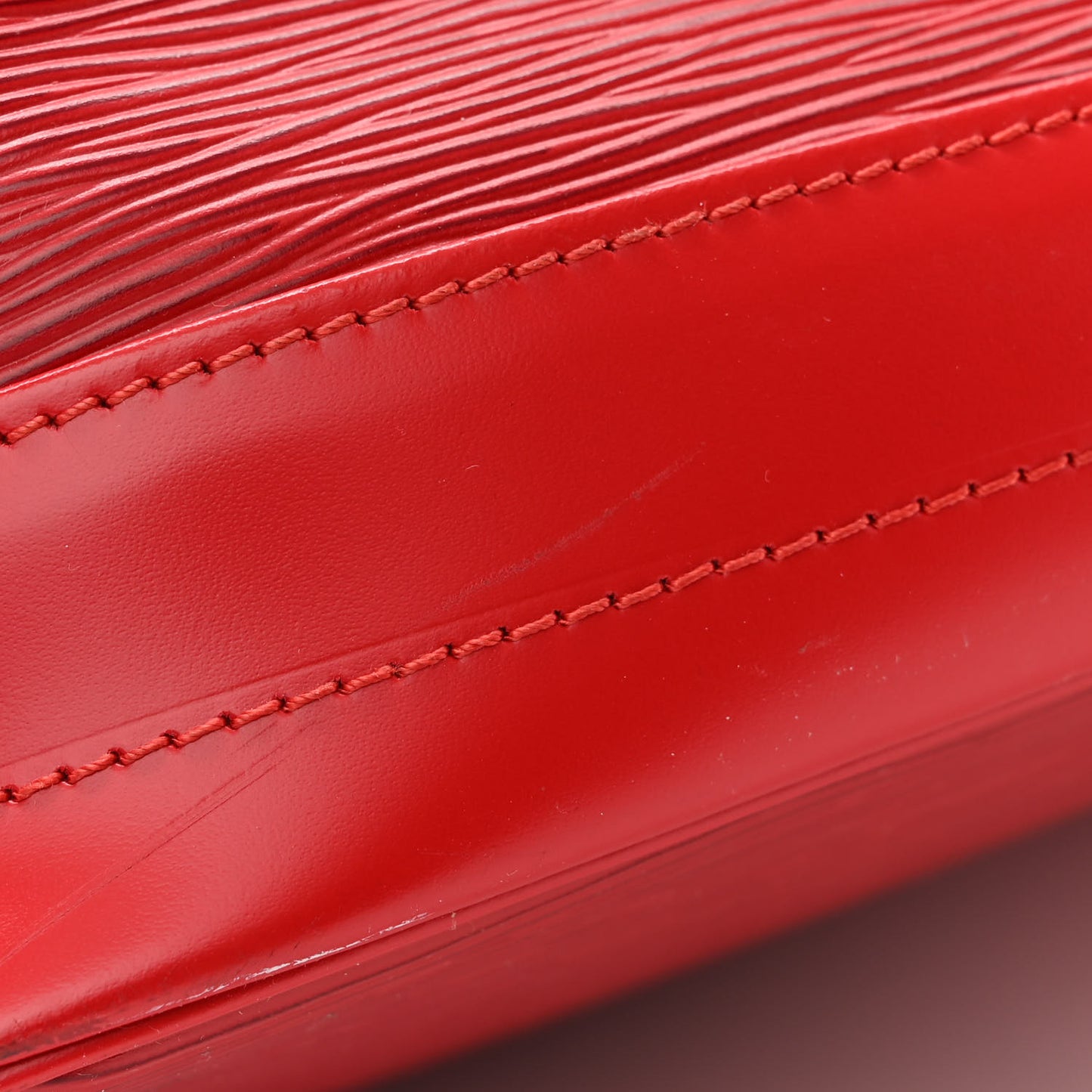 Epi Noe Castillan Red
